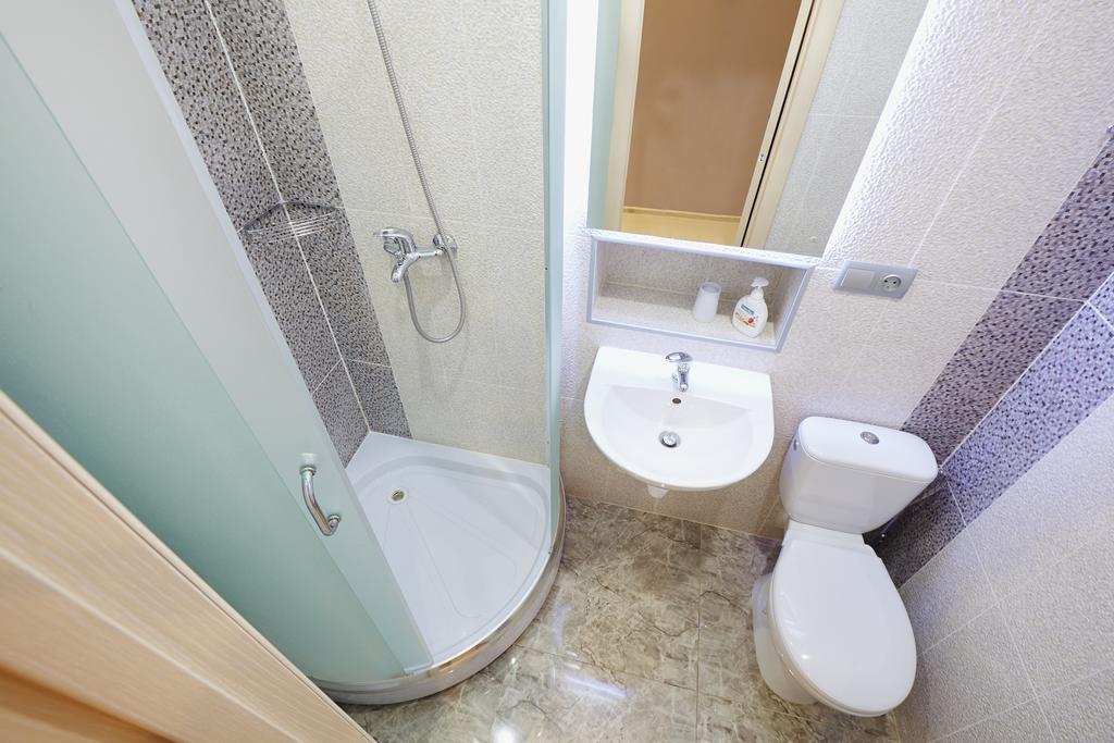 Apartment Mitskevycha Square 5 Lviv Kültér fotó